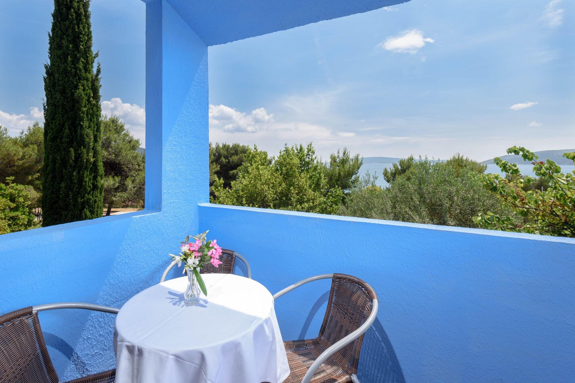 Apartment Medena Trogir Exterior photo